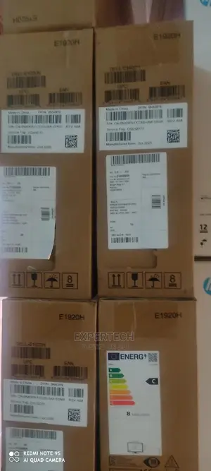 Photo - Dell 19 Monitor E1920H 18.5’’