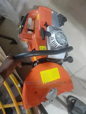 Asphalt Concrete Cutting Machine