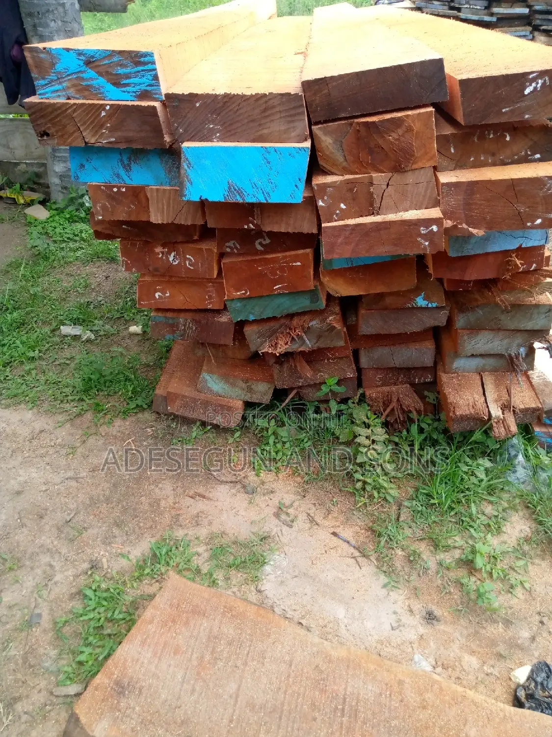 Quality Wood Mahogany,In Different Sizes
