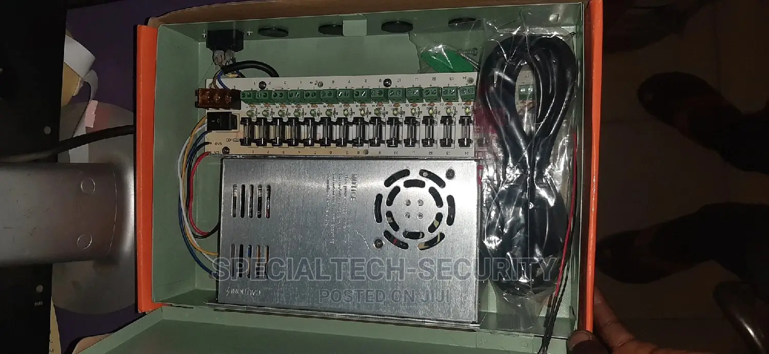 18 Way Power Supply