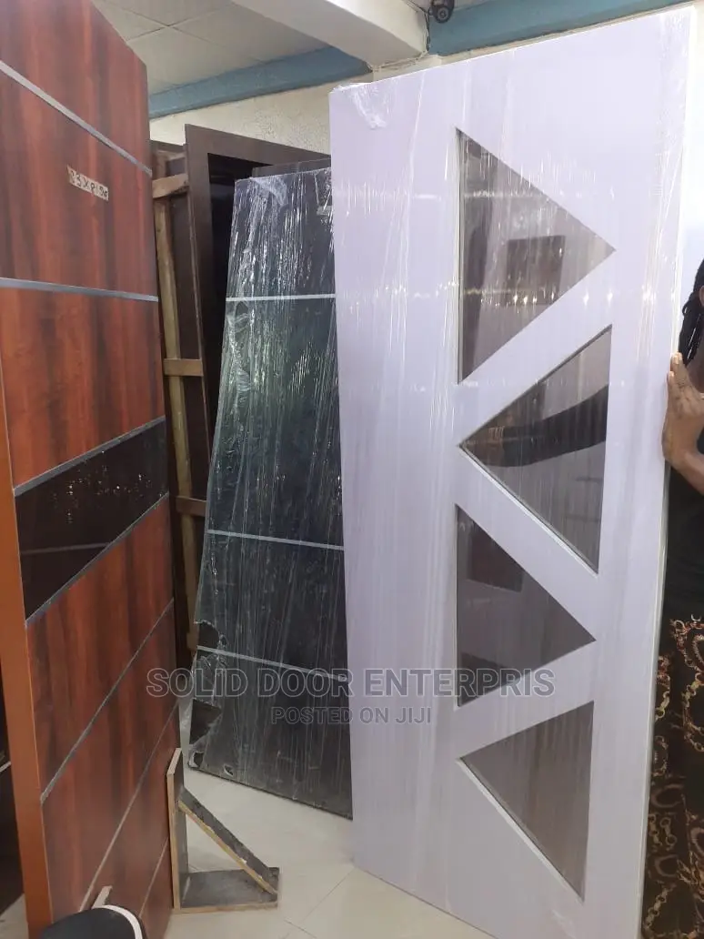 Solid HDF Doors With Glass