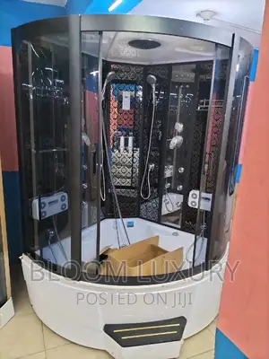 Steam Jacuzzi Shower (150×150cm)