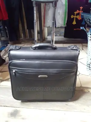 Leaves King Suit Carrier