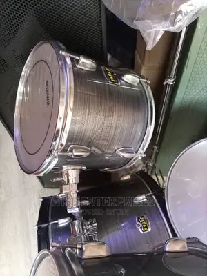 Professional Yamaha Drum Set