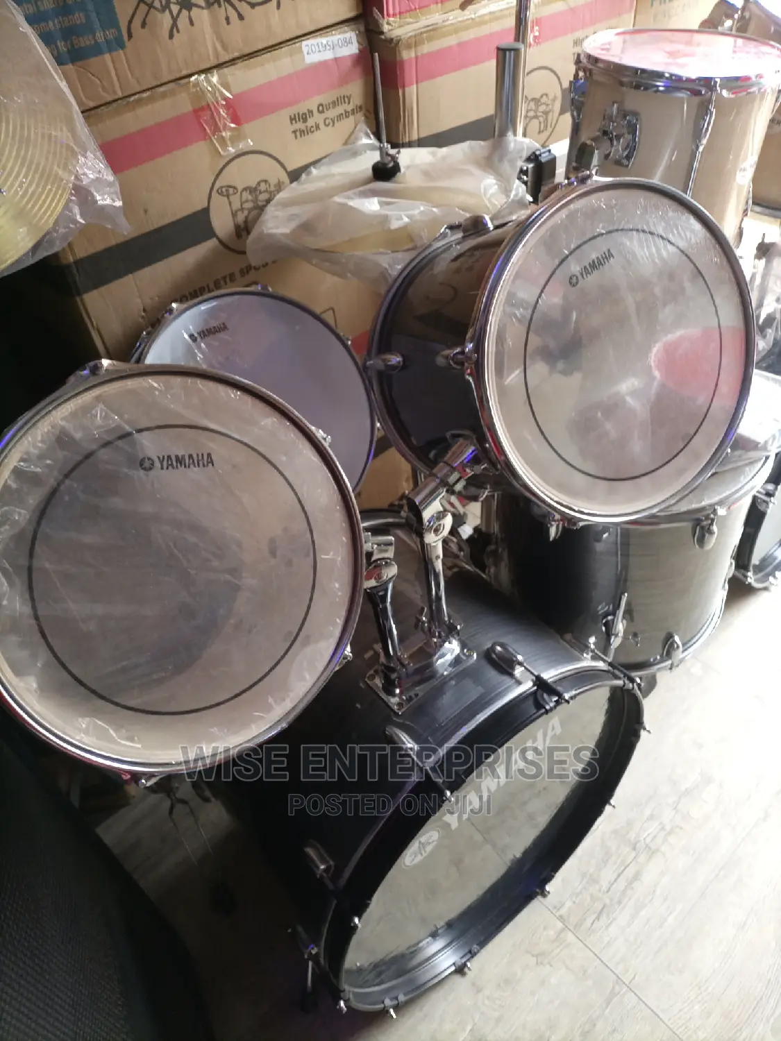 Professional Yamaha Drum Set