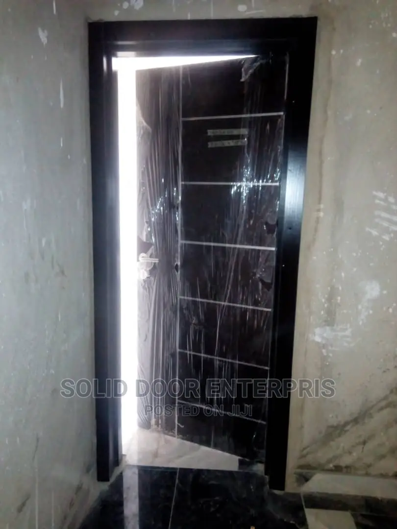 Solid HDF Doors With Chrome