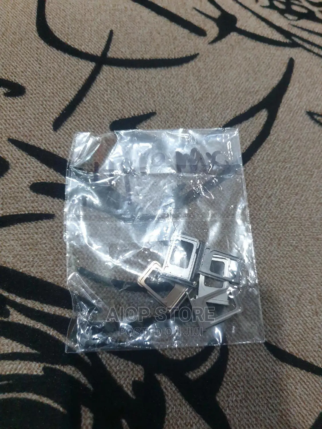 iPad 2 Sim Tray