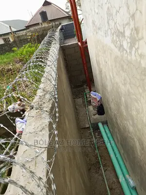 Security Wire; Razor Wire