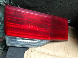 Left Booth Lamp Honda Odyssey 2008-010