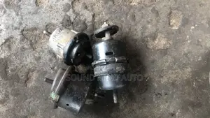 Set of Engine Mounts GMC Acadia 2011 Model