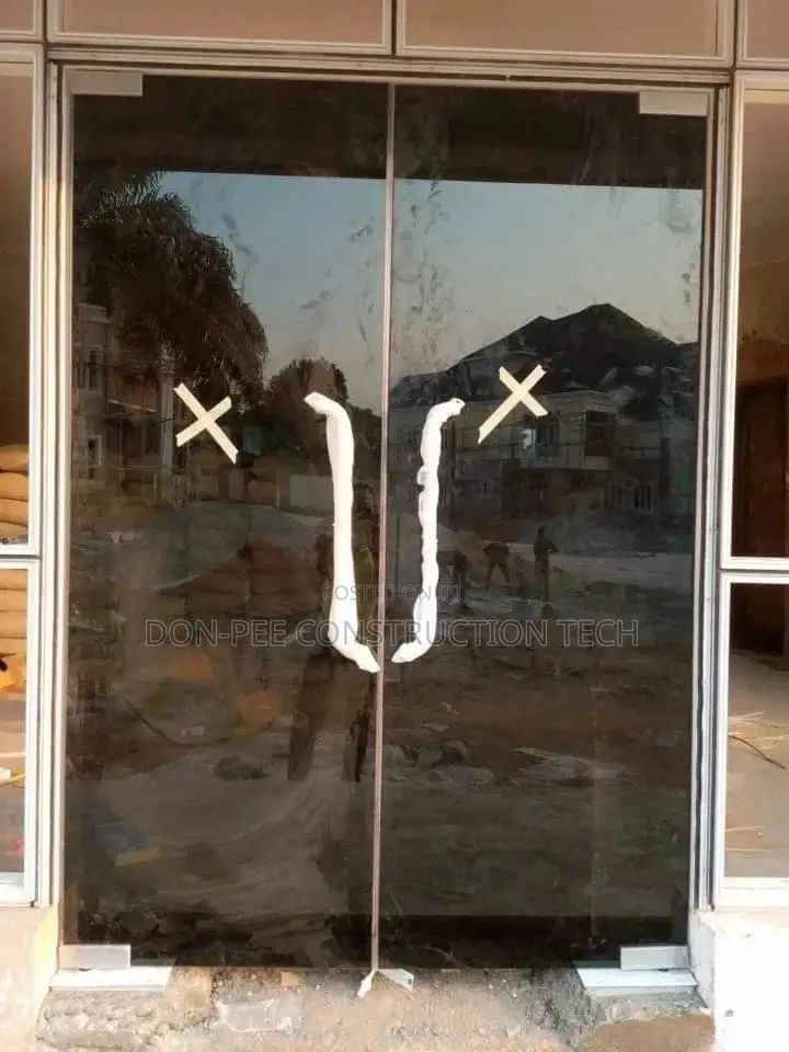Frameless Front Glass Doors