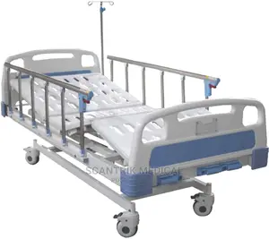 Crank Hospital Bed for Clinic and Hospital