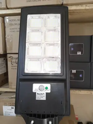 400 Watt Solar Street Light