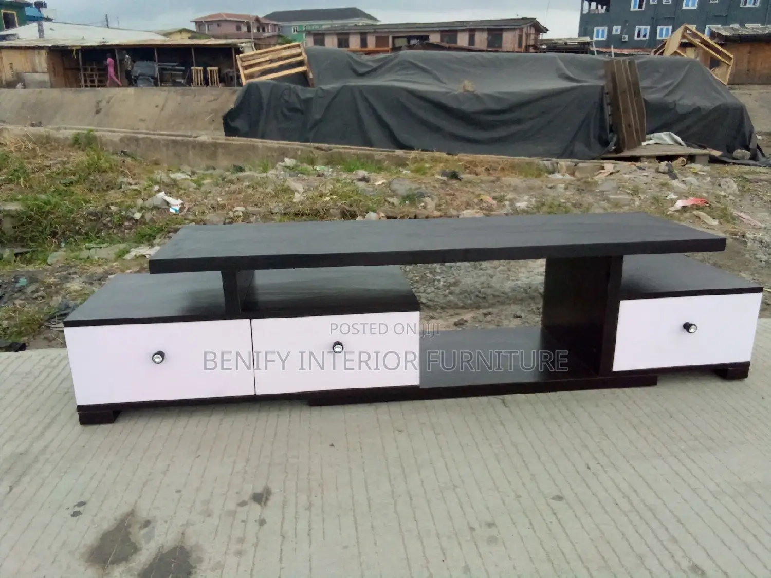 6ft Adjustable Tv Console/Stand