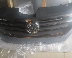 Front Grill Passat Cc 2010
