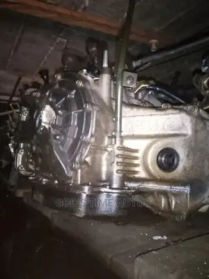 MPV Mazda 2000model Gearbox