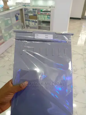 Simple Design Patient Plastic Chart Holder