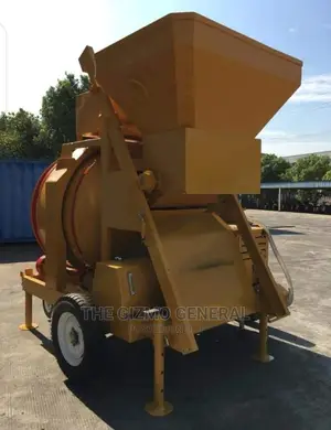 Self Loader Reverse Drum Concrete Mixer