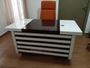 Quality Executive Office Table.