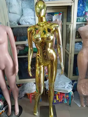 Big Breast Size 12 Gold Chrome Female Mannequin
