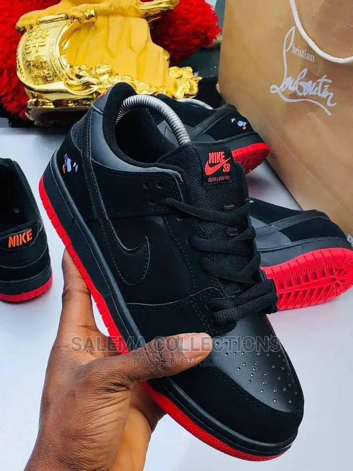 Nike Sneakers