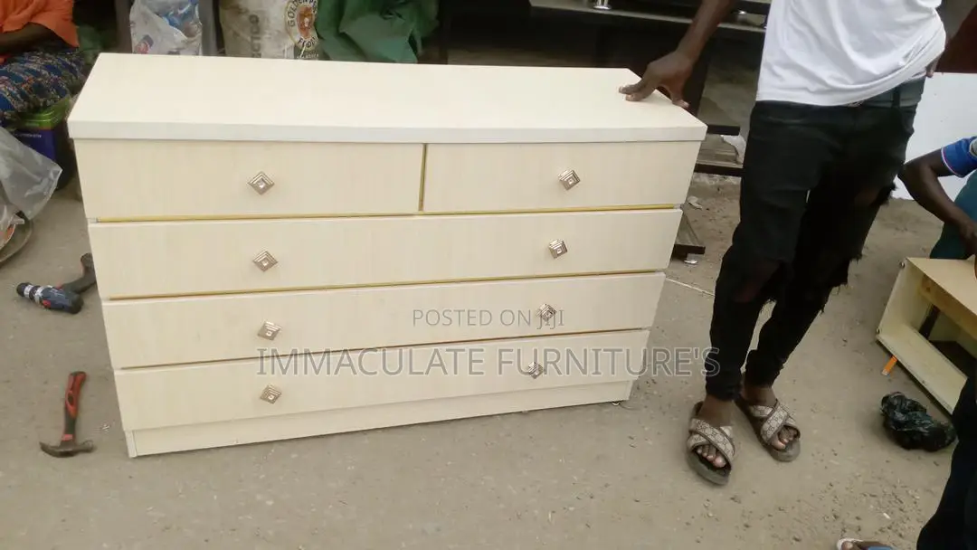 Chest Drawer