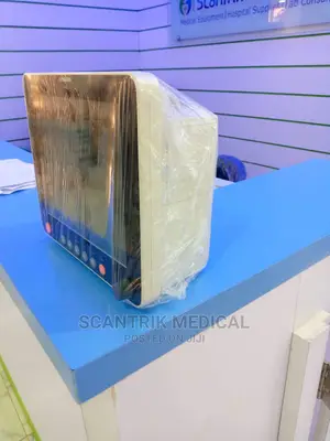 Portable Multiparameter Bedside Patient Monitor