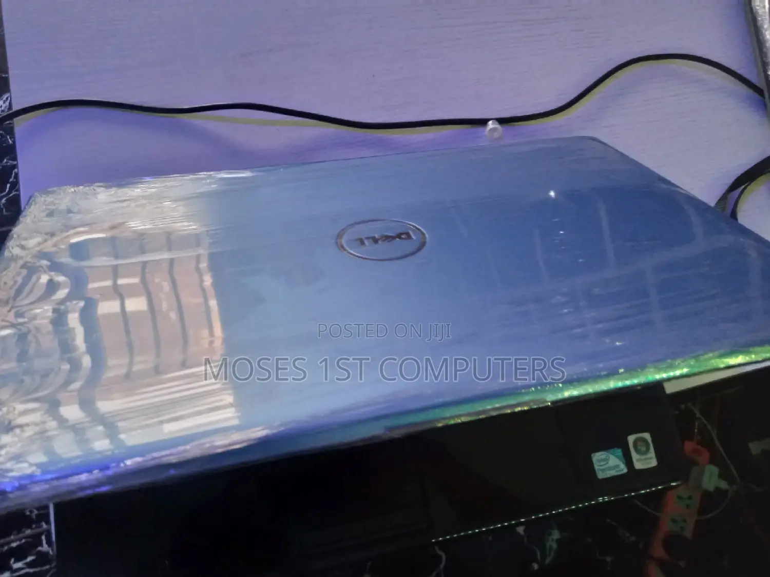 New Laptop Dell Inspiron 15 4GB Intel HDD 320GB