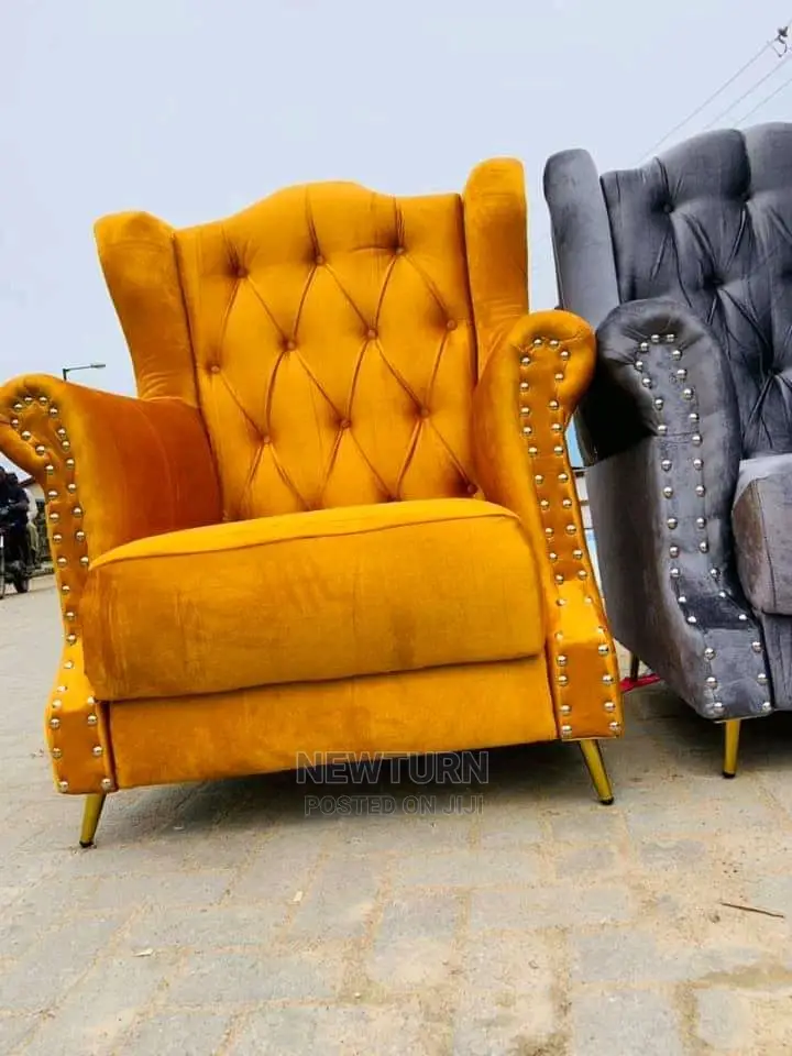Single Chair.