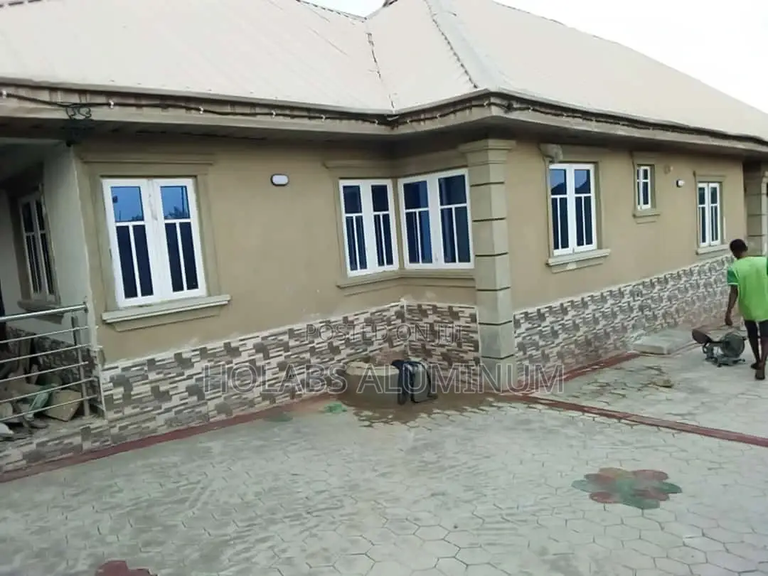 T Shap Casement Windows
