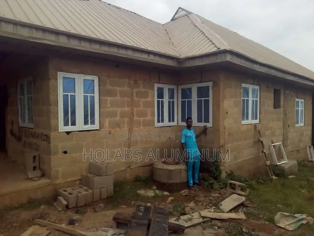 T Shap Casement Windows