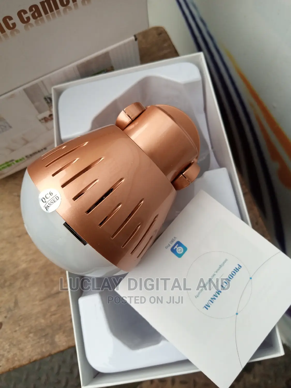 Full View Bulb Camera