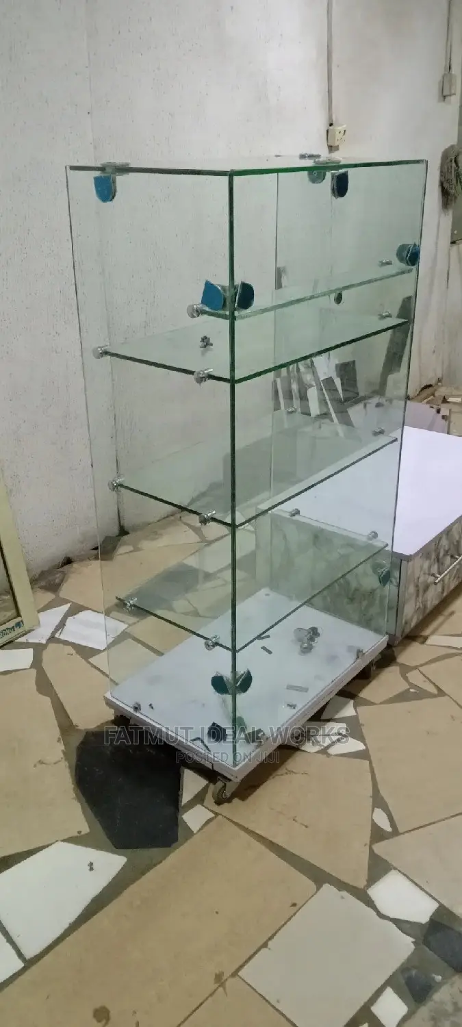 Frameless Display Shelf