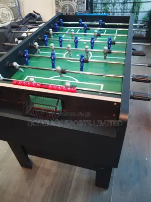 Foosball Soccer Table)