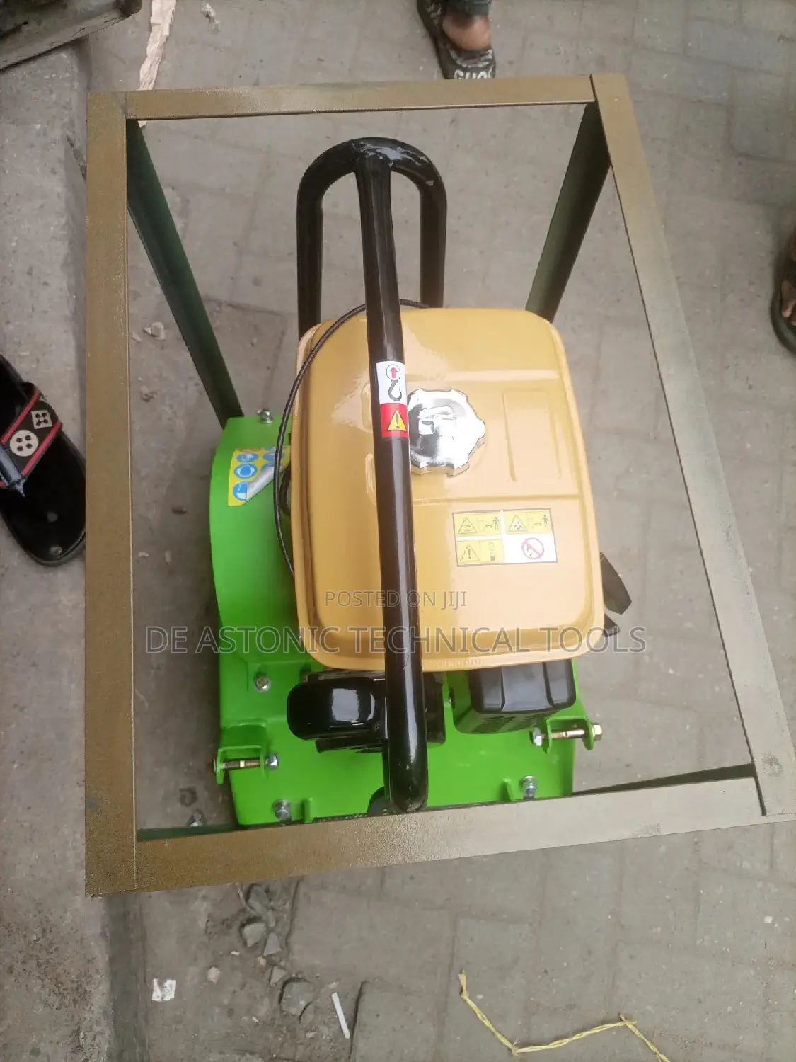5.0hp C-90 Robin Plate Compactor