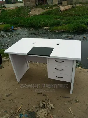 Office Table With Drawer and Mouse Pad