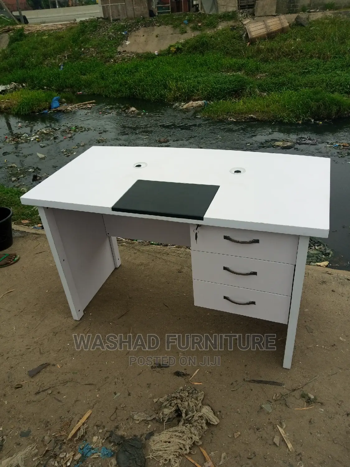 Office Table With Drawer and Mouse Pad