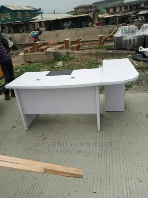 Executive Corner Table