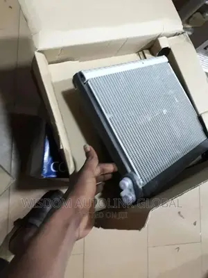Evaporator for Toyota Camry, Corolla, Es350, Avensis, Avalon