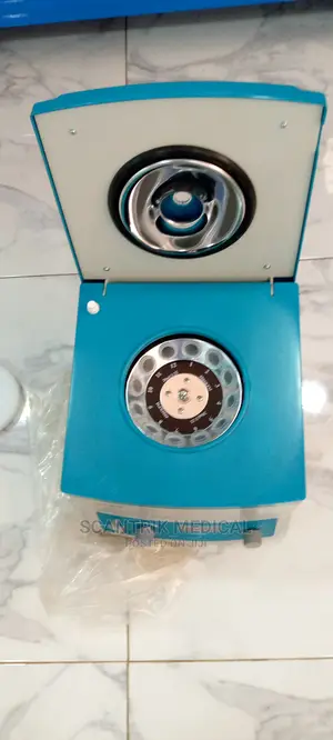 SH120 Microhematocrit Centrifuge