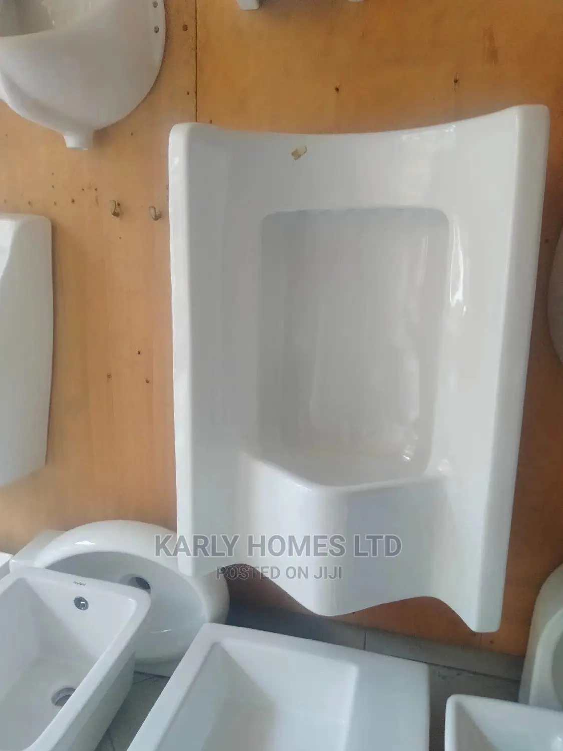 England Conduit Urinal