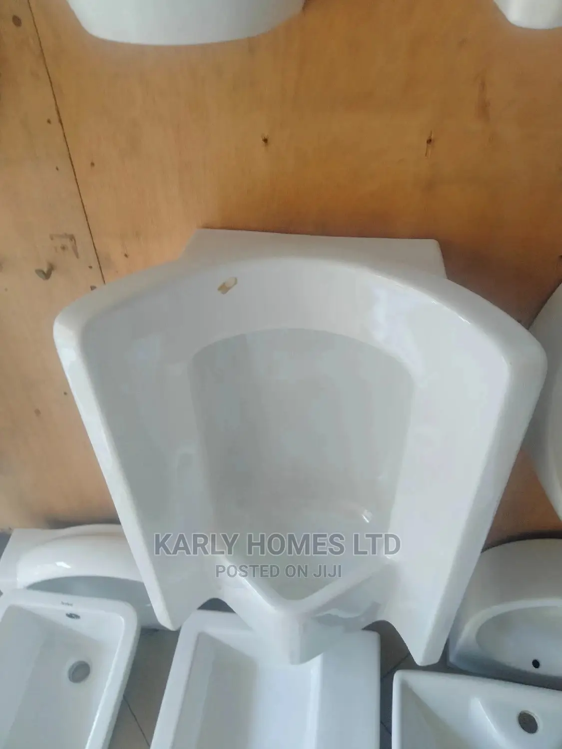 England Conduit Urinal