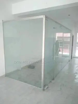 Frameless Glass Partition