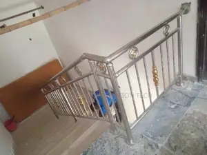 Sus 304 Handrail With Torch of Gold