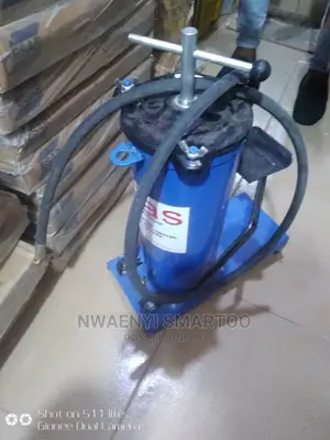 Foot Grease Bucket
