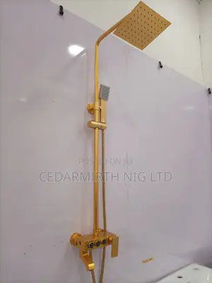 UN Gold Button Standing Shower