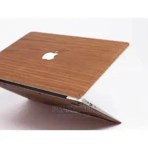 Wooden Laptop Case for Macbook Pro 13"