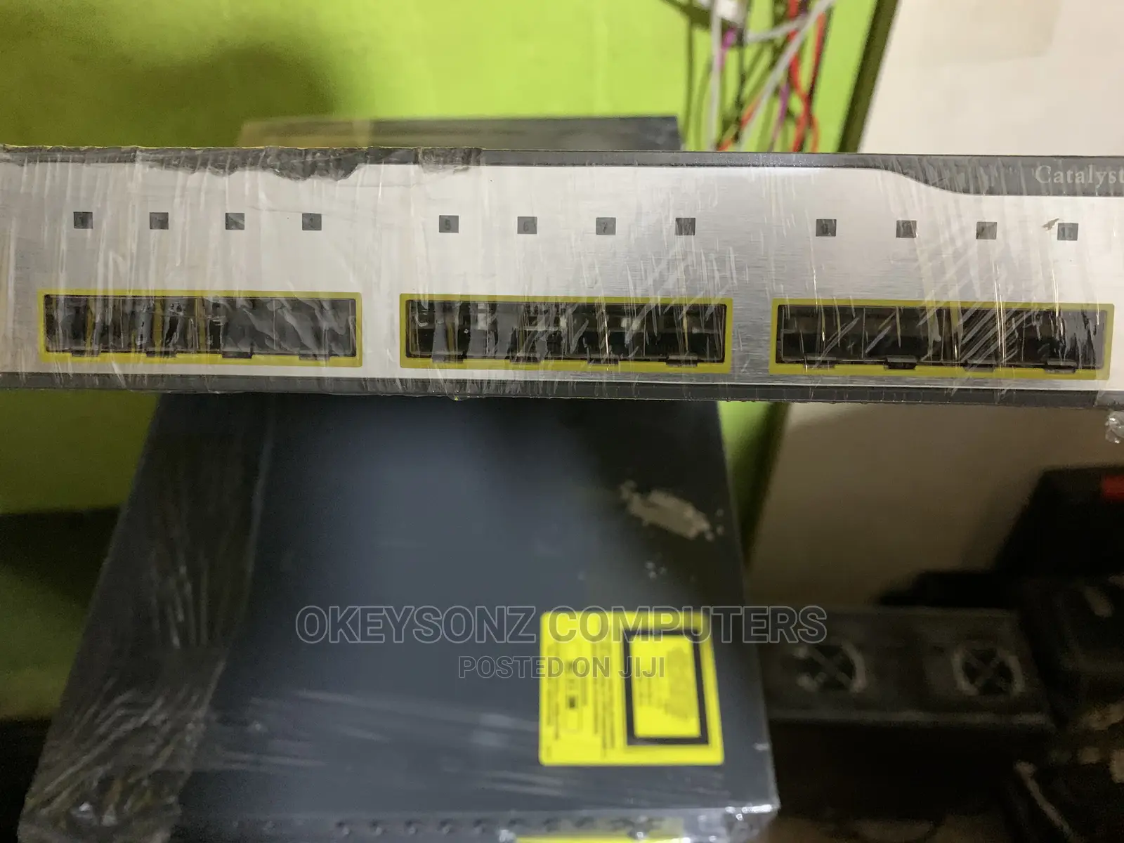 WS Cisco 3750G 12 Ports E Fiber Switch