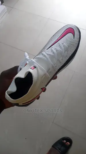 Nike Phantom Boots