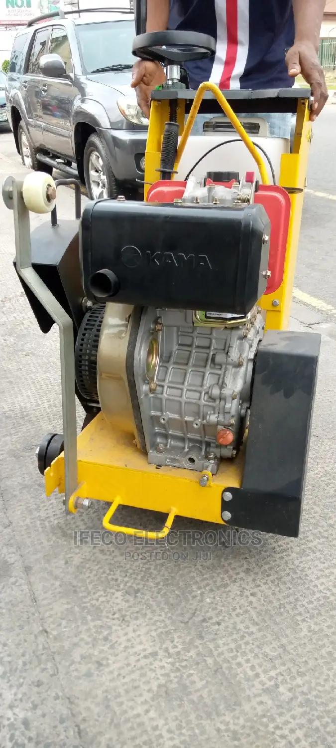Concrete Cutter. .Kama